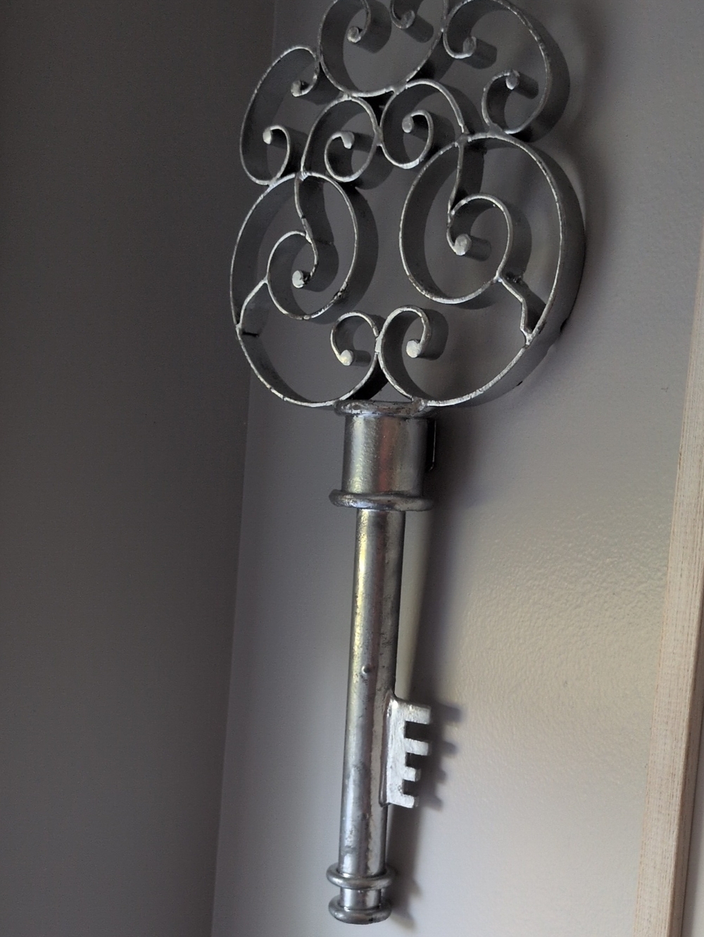 Silver Decorative Metal Wall Key - Elegant Scroll Design